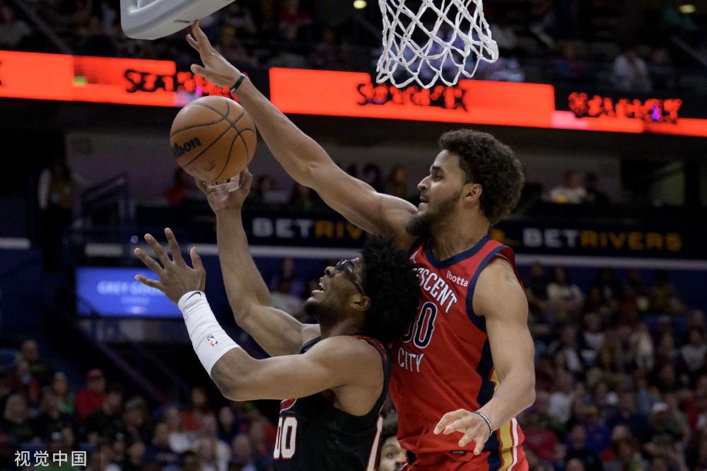 中的超远三 中的超远三