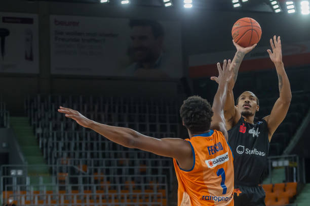 和防守表现 和防守表现